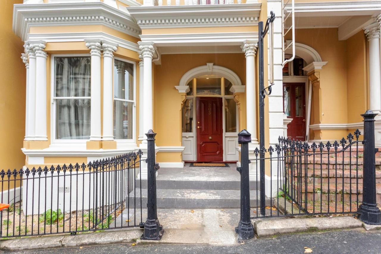 Villa Character On Stuart St Dunedin Esterno foto